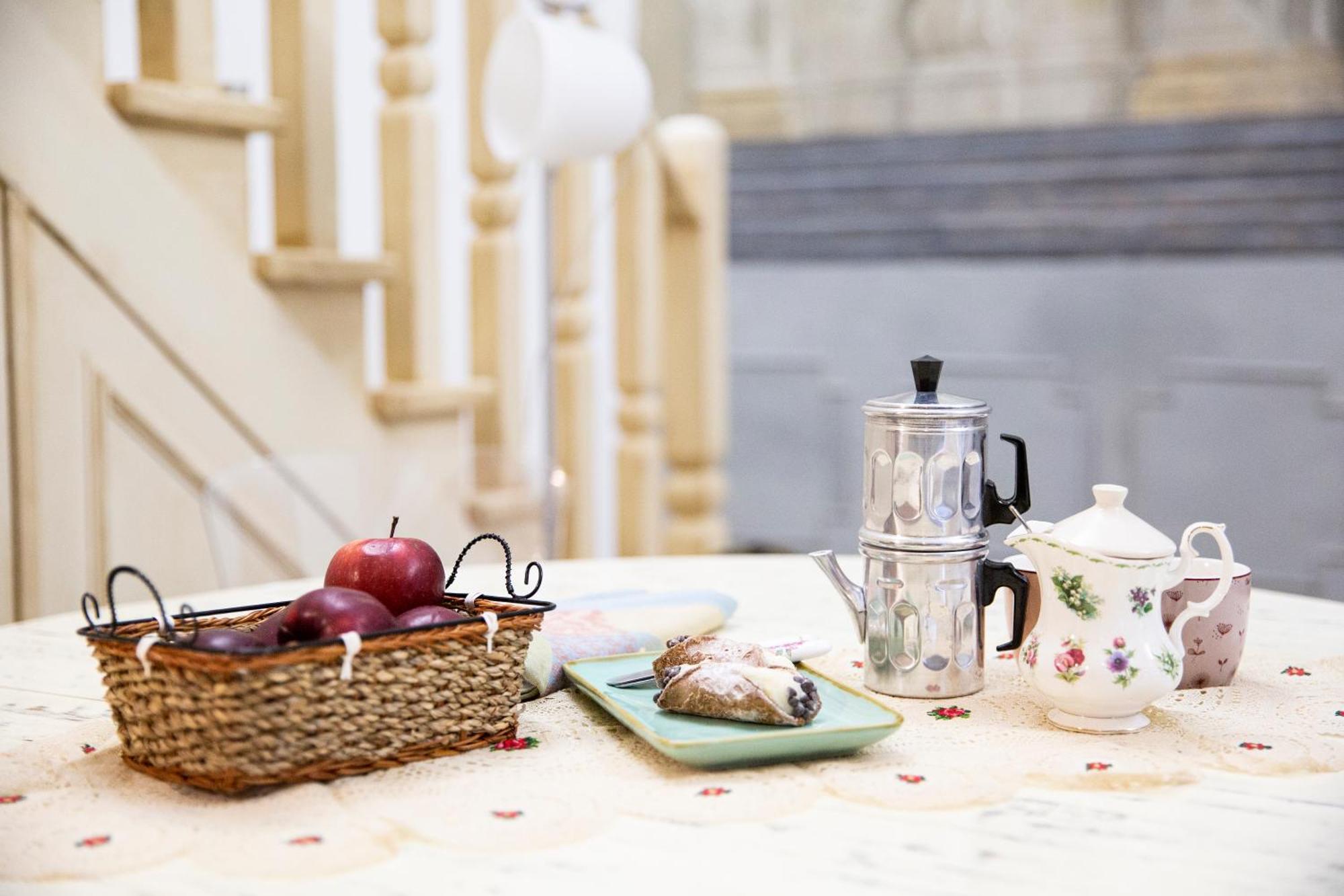 Home & More Brigida Neapol Zewnętrze zdjęcie